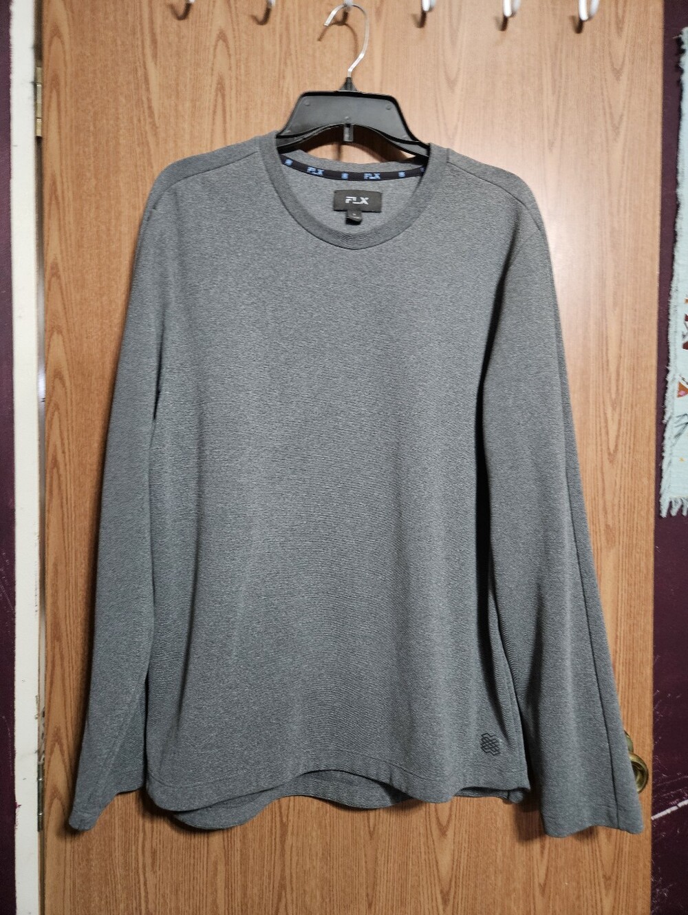 FLX Long Sleeve grey Pullover Crewneck Sweatshirt Mens Size Large!
